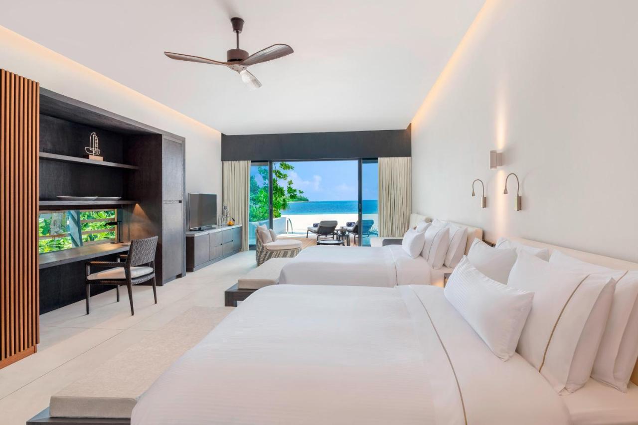 The Westin Maldives Miriandhoo Resort Eydhafushi Buitenkant foto