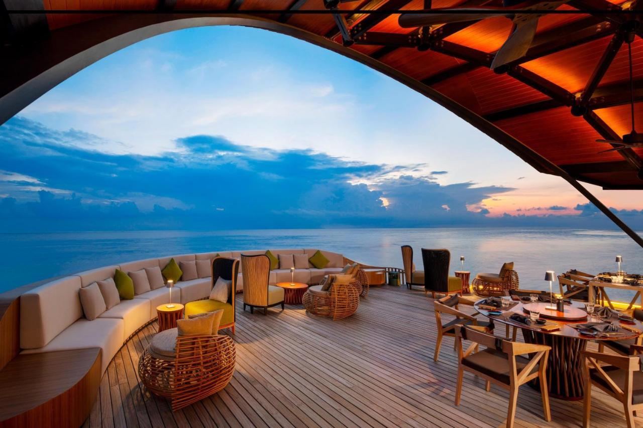 The Westin Maldives Miriandhoo Resort Eydhafushi Buitenkant foto