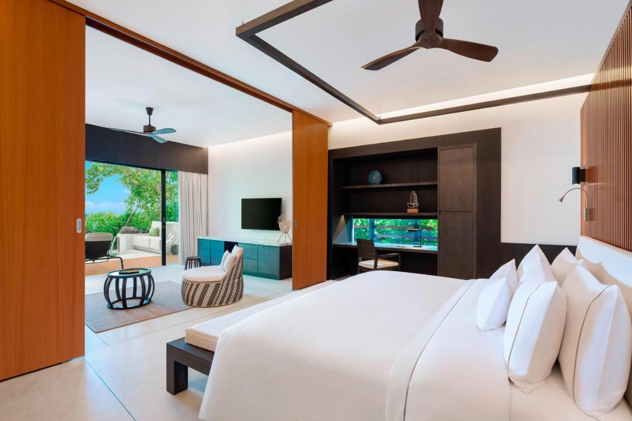 The Westin Maldives Miriandhoo Resort Eydhafushi Buitenkant foto