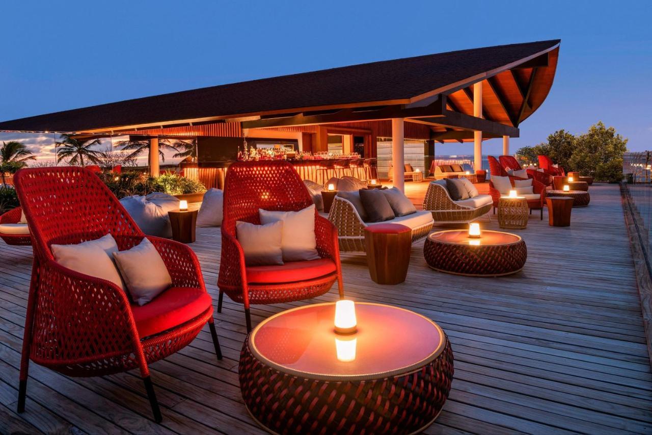The Westin Maldives Miriandhoo Resort Eydhafushi Buitenkant foto